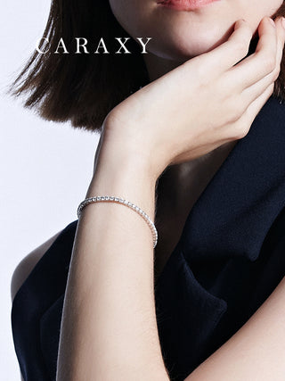 model-wearing-caraxy-single-diamond-tennis-bracelet-minimalist-style