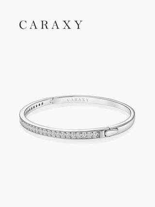 close-up-of-bangle-bracelet-clasp-caraxy
