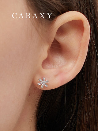 CARAXY Snow Scene Snowflake Lab Cultured Diamond Stud Earrings ED013