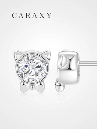 Cat-inspired lab grown diamond stud earrings in 18K white gold with round brilliant diamonds.